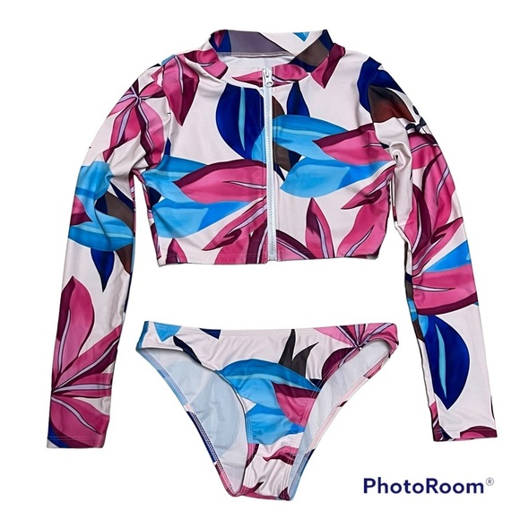 Rash Guard Long Sleeve Bikini Swimsuit NWOT - Picture 1 of 3